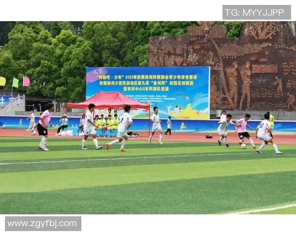 仙校足球盛典展现青春风采助力校园文化传承与发展